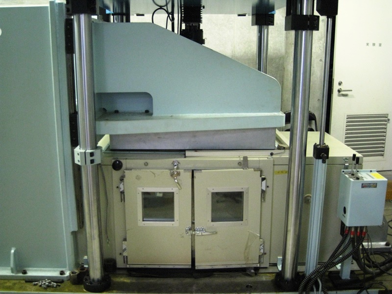 72_2axis-table[1].jpg